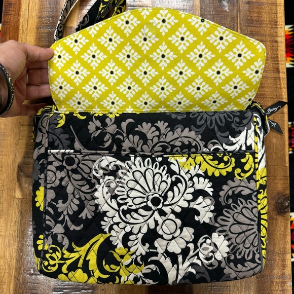 Vera Bradley Medium Shopping Tote - Picture 5 of 9